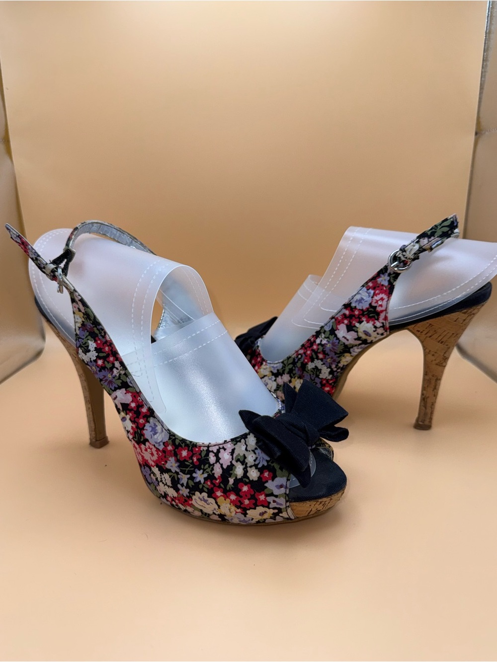 910-Rampage Floral Slingback Peep-Toe Heels with Navy Bow